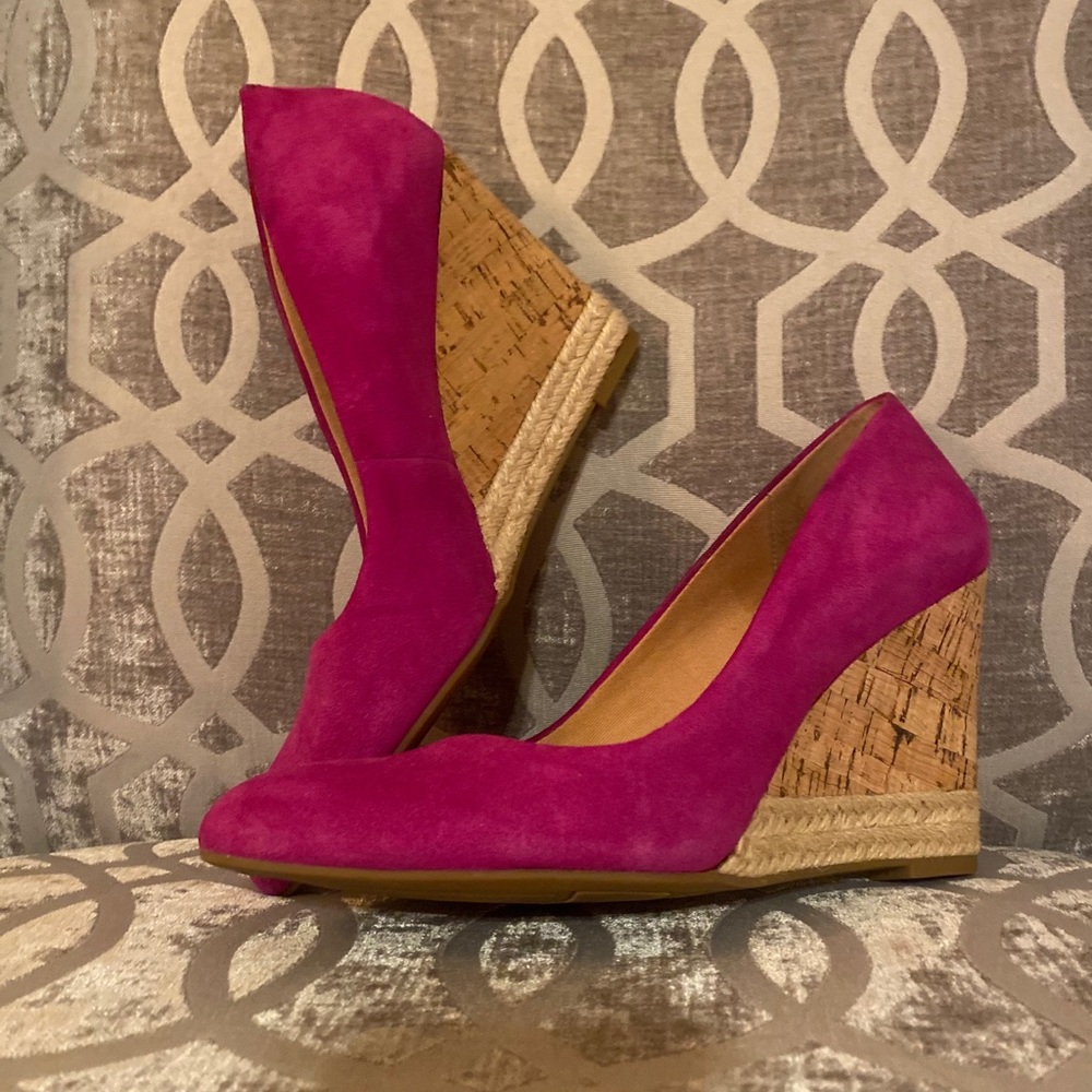 Hot pink wedges